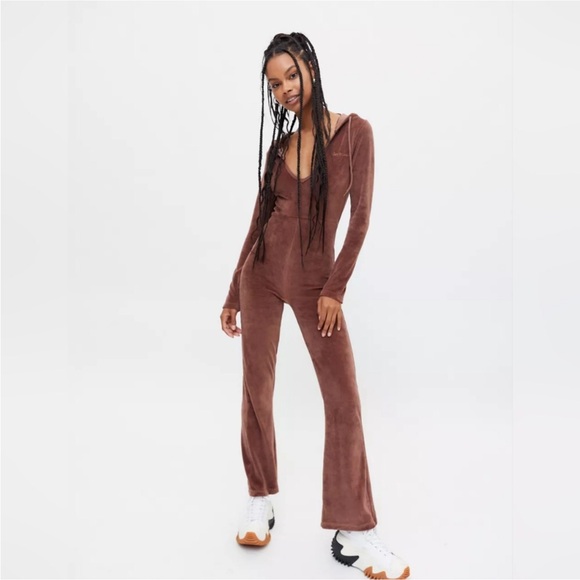 Urban Outfitters Pants - EUC Urban Outfitters Iets Frans Velour Catsuit Jumpsuit